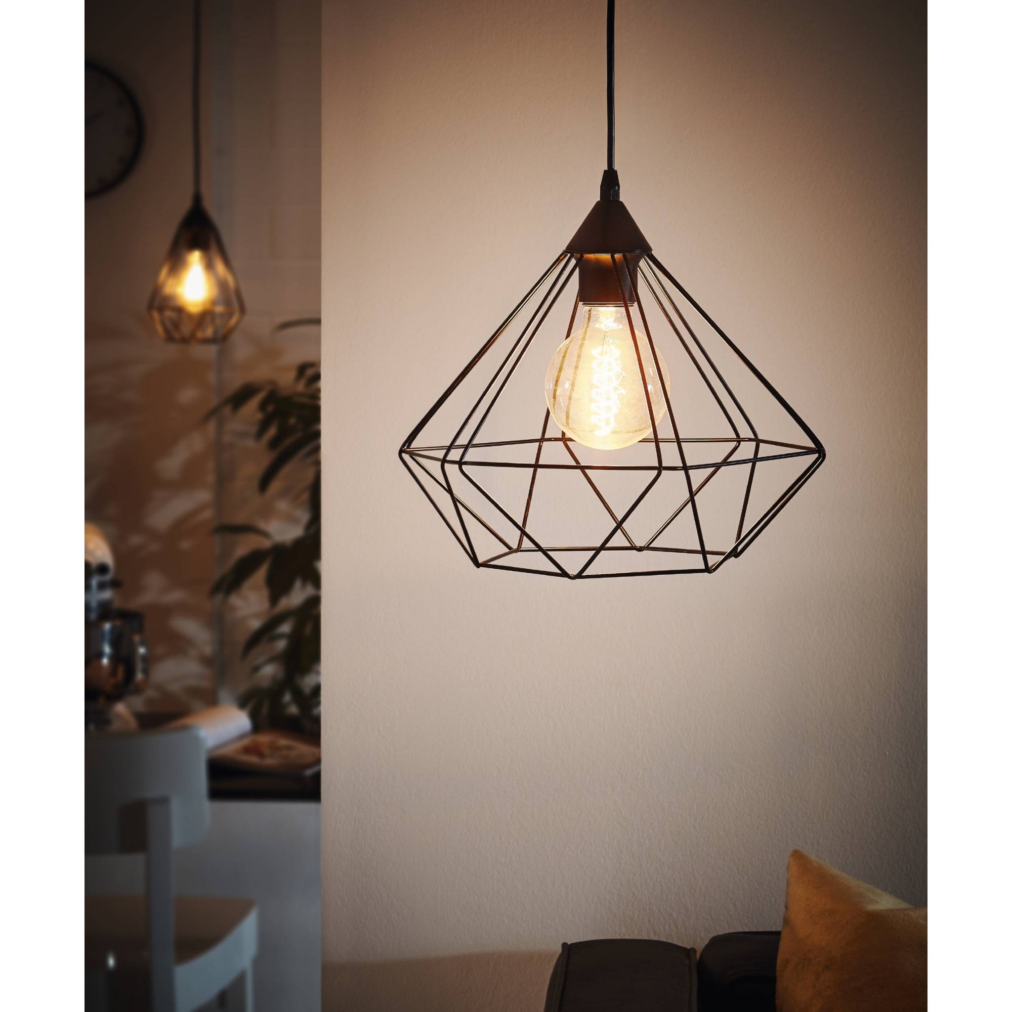 94188 Tarbes 1-Light Black Geometric Pendant
