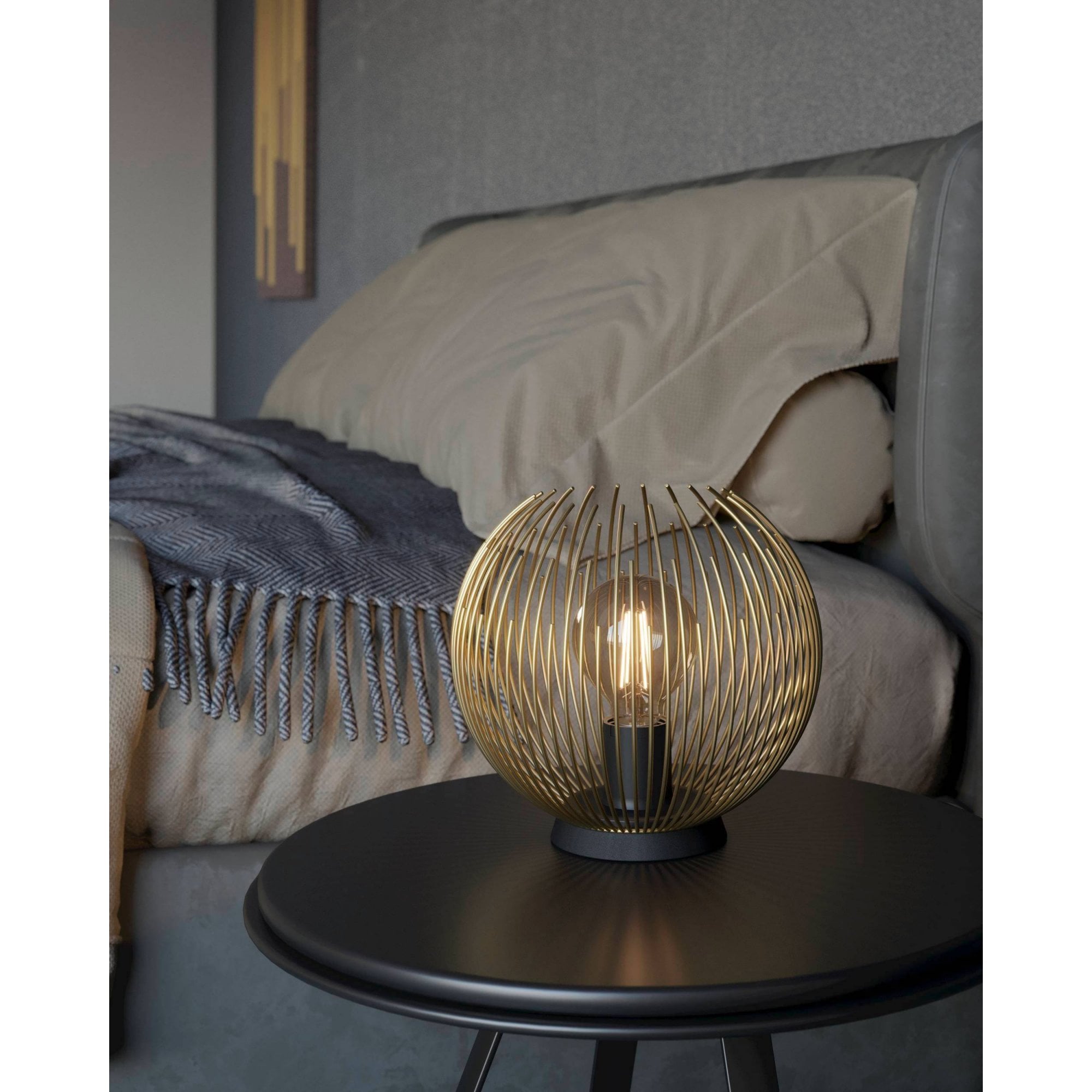 900168 Venezuela Spherical Gold & Black Table Lamp