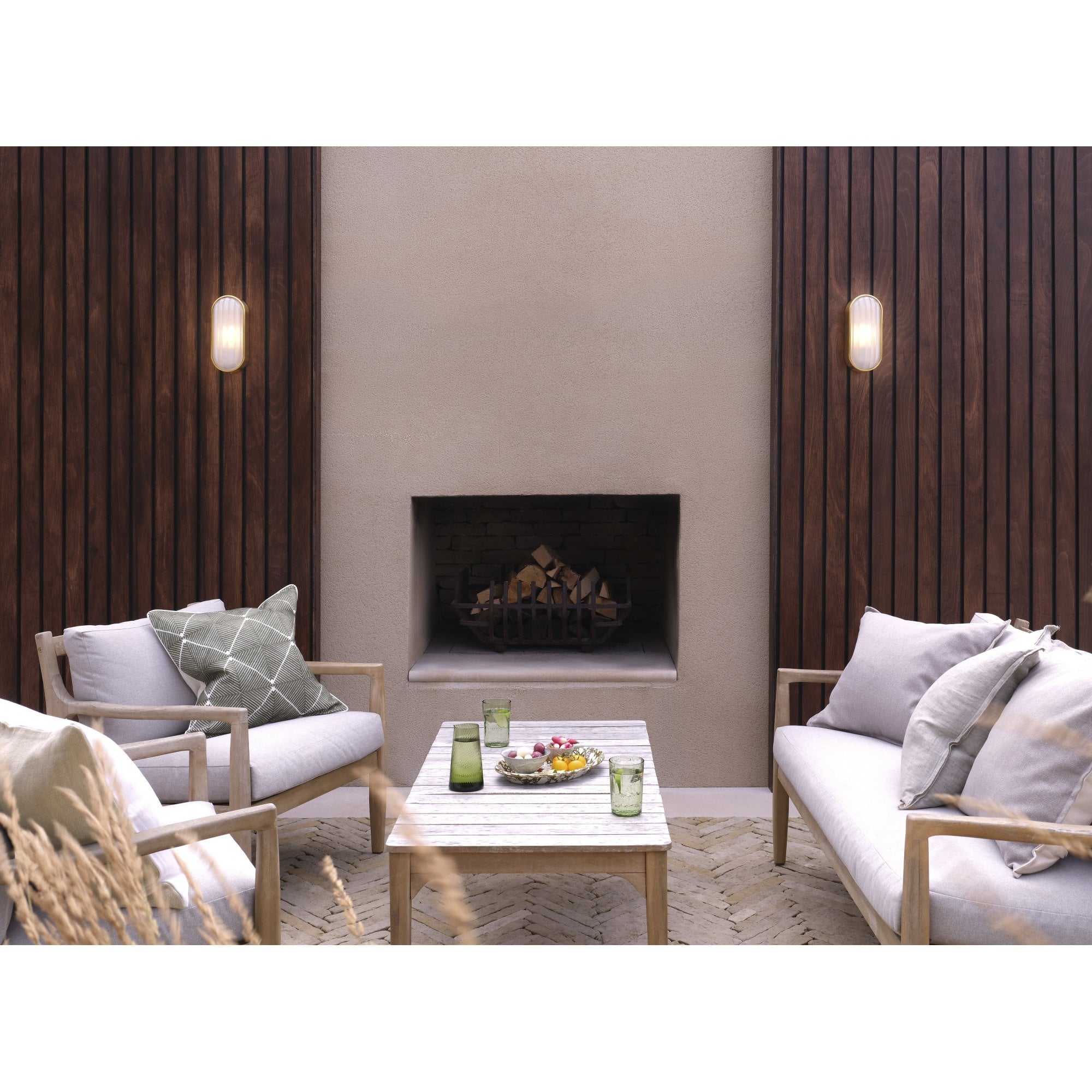 1032019 Montreal Oval Outdoor Wall Light PVD Brushed Brass
