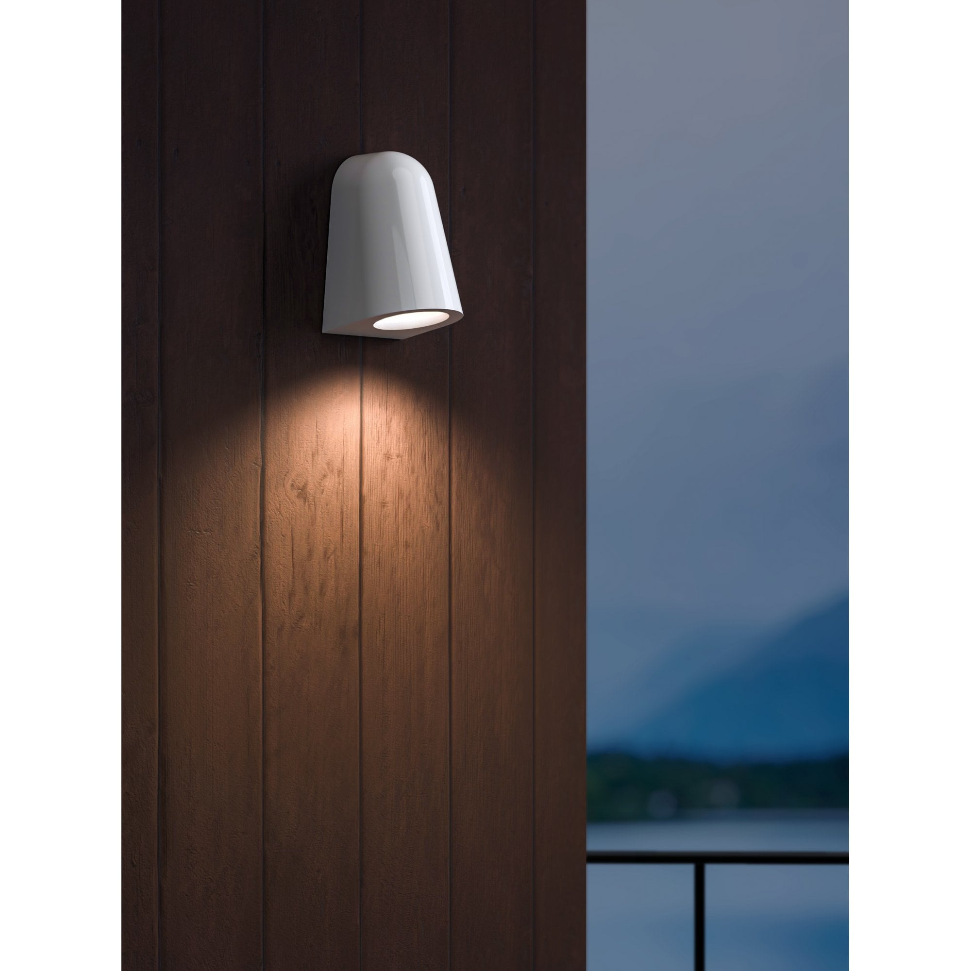 1317021 Mast Light Outdoor Wall Light Gloss Glaze White