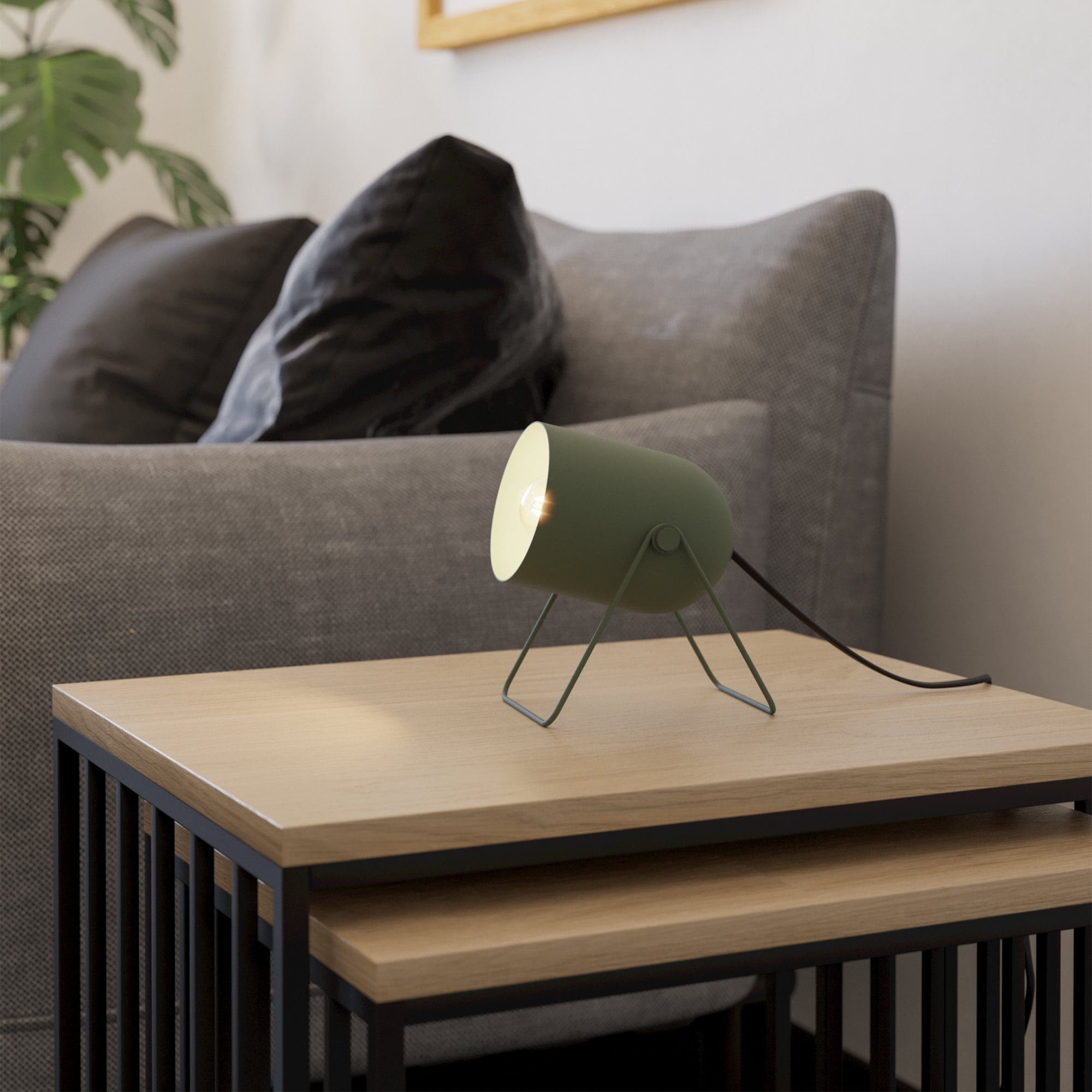 44136 Tilston Steel Minimalist Desk Lamp Green