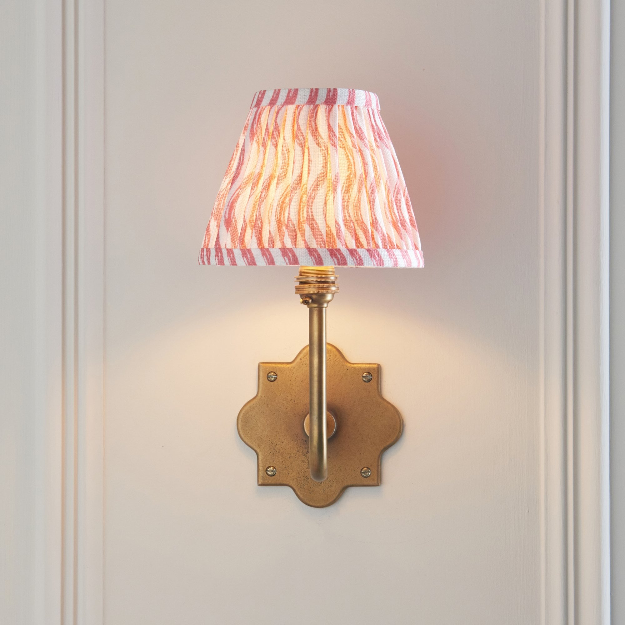 113733 Anvil Swan & Ripple 16cm Wall Light Antique Brass & Coral Pink Fabric