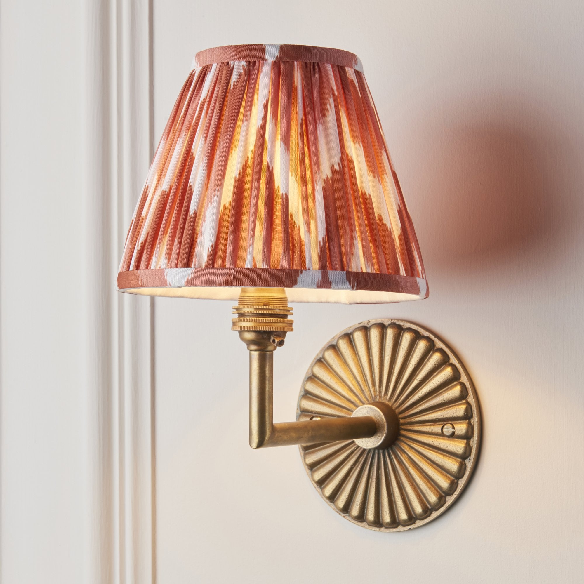115325 Dahlia Angle & Zigzag 16cm Wall Light Antique Brass & Apricot Orange Fabric