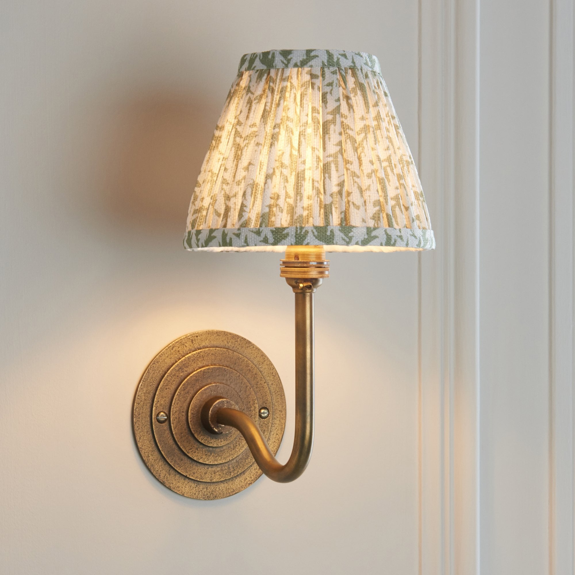115463 Halo Swan & Leaf 16cm Wall Light Antique Brass & Herb Garden Green Fabric