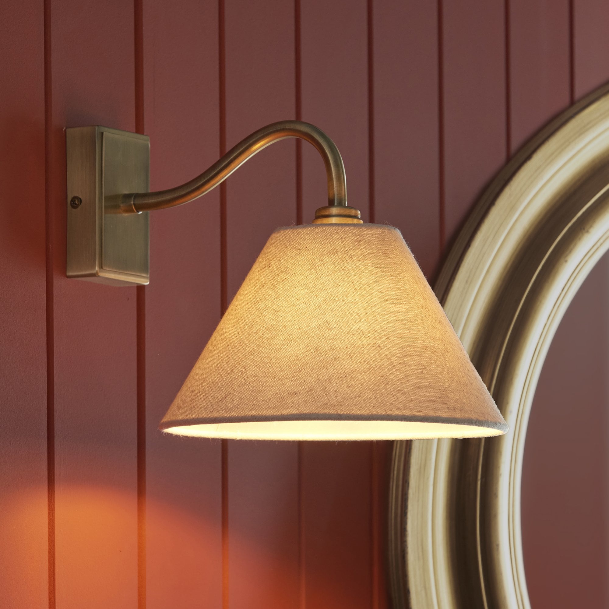 116911 Knole Wall Light Antique Brass Plate & Natural Faux Linen