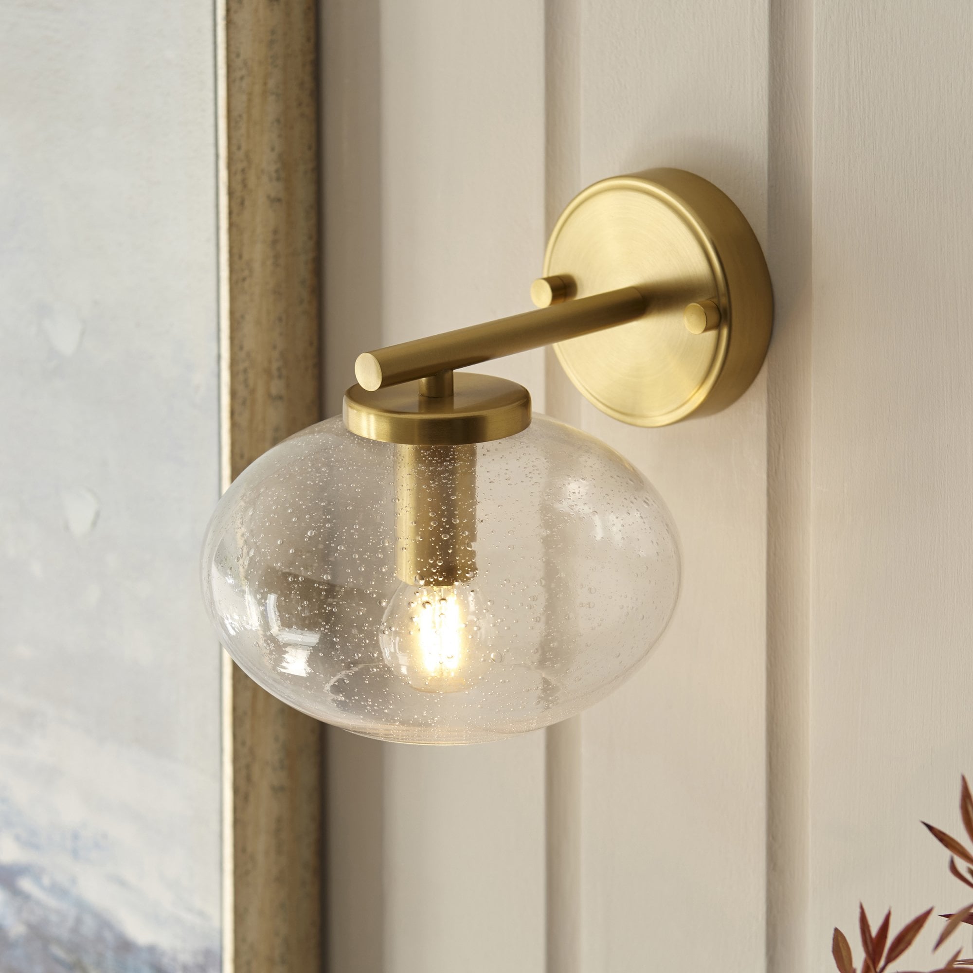 118509 Jacob Wall Light Warm Brass Plate & Clear Bubble Glass