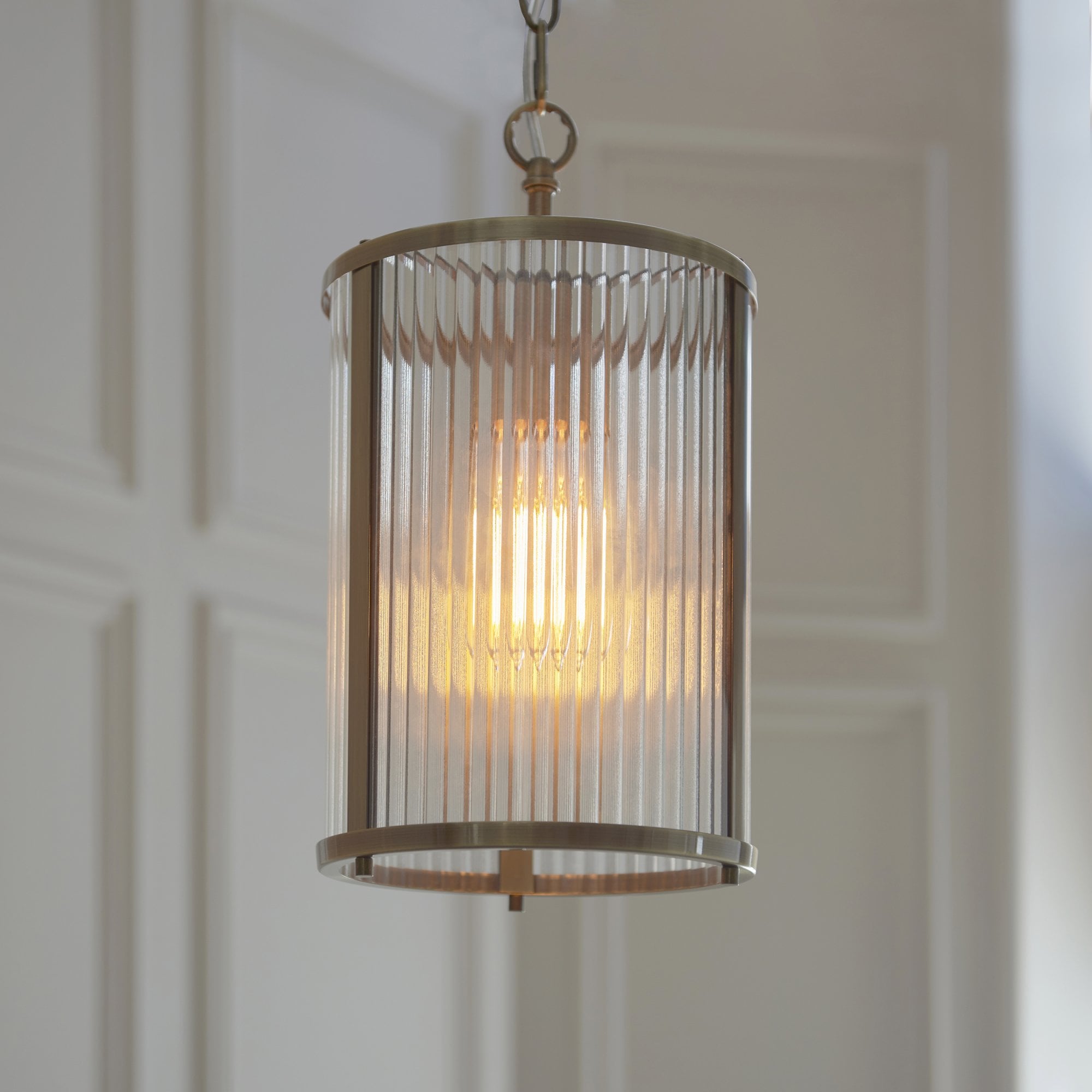 118595 Ridgeton Pendant Antique Brass Plate & Clear Ribbed Glass