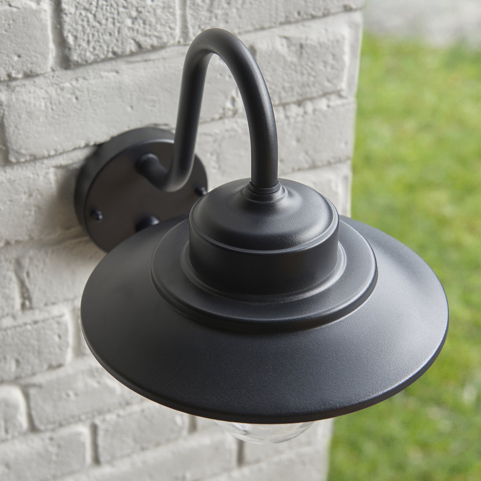 120556 Thornton Outdoor Pir Wall Light Matt Black & Clear Glass