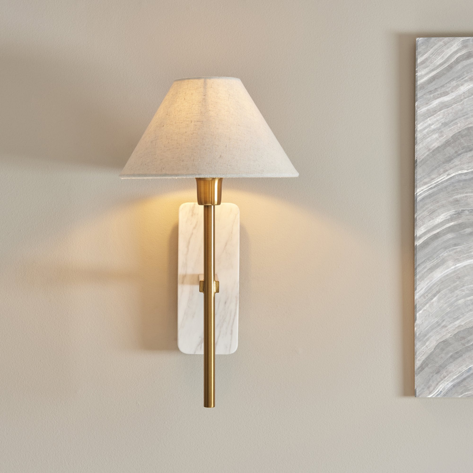 120638 Faro Wall Light White Volakas Marble & Vintage Brass With Natural Linen