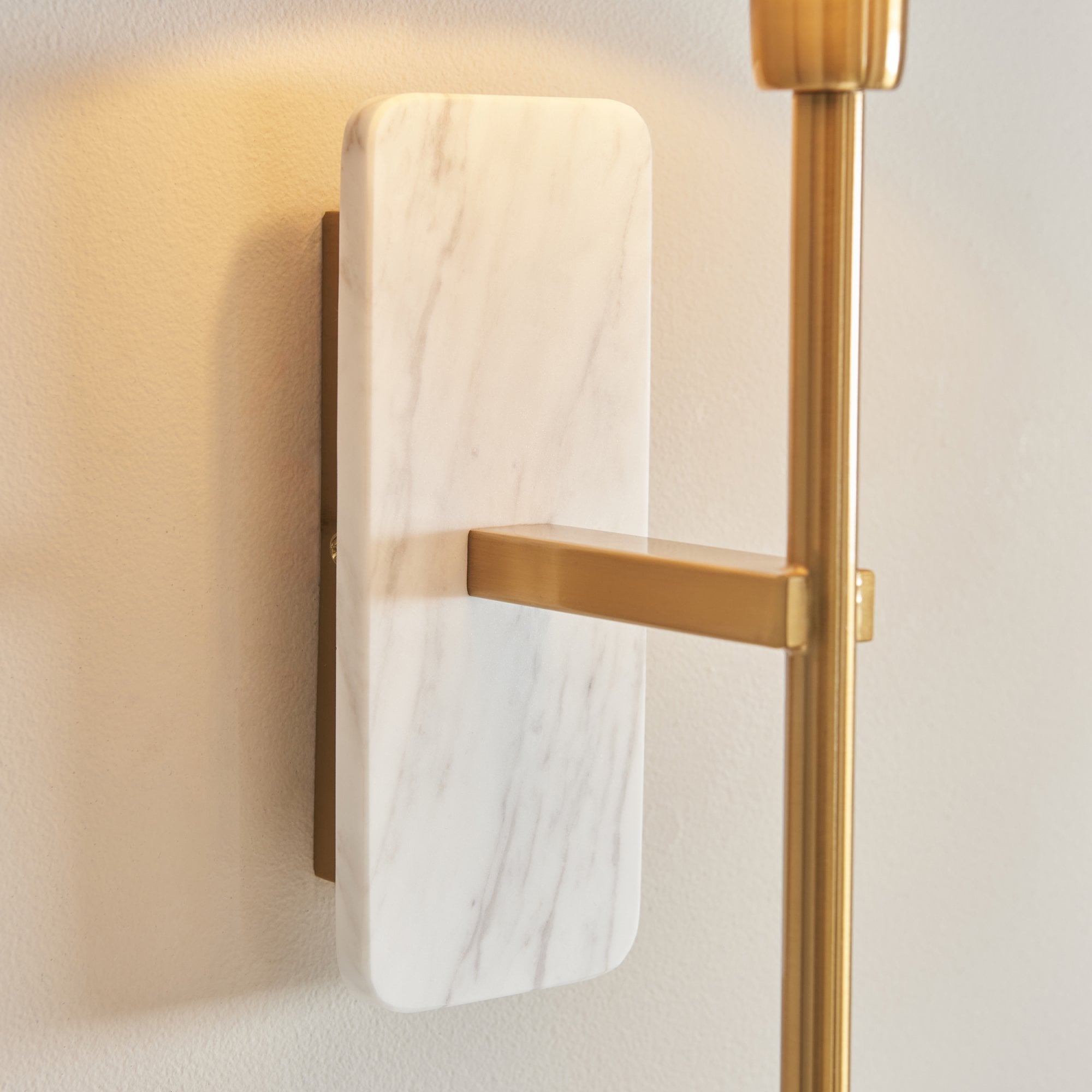 120638 Faro Wall Light White Volakas Marble & Vintage Brass With Natural Linen