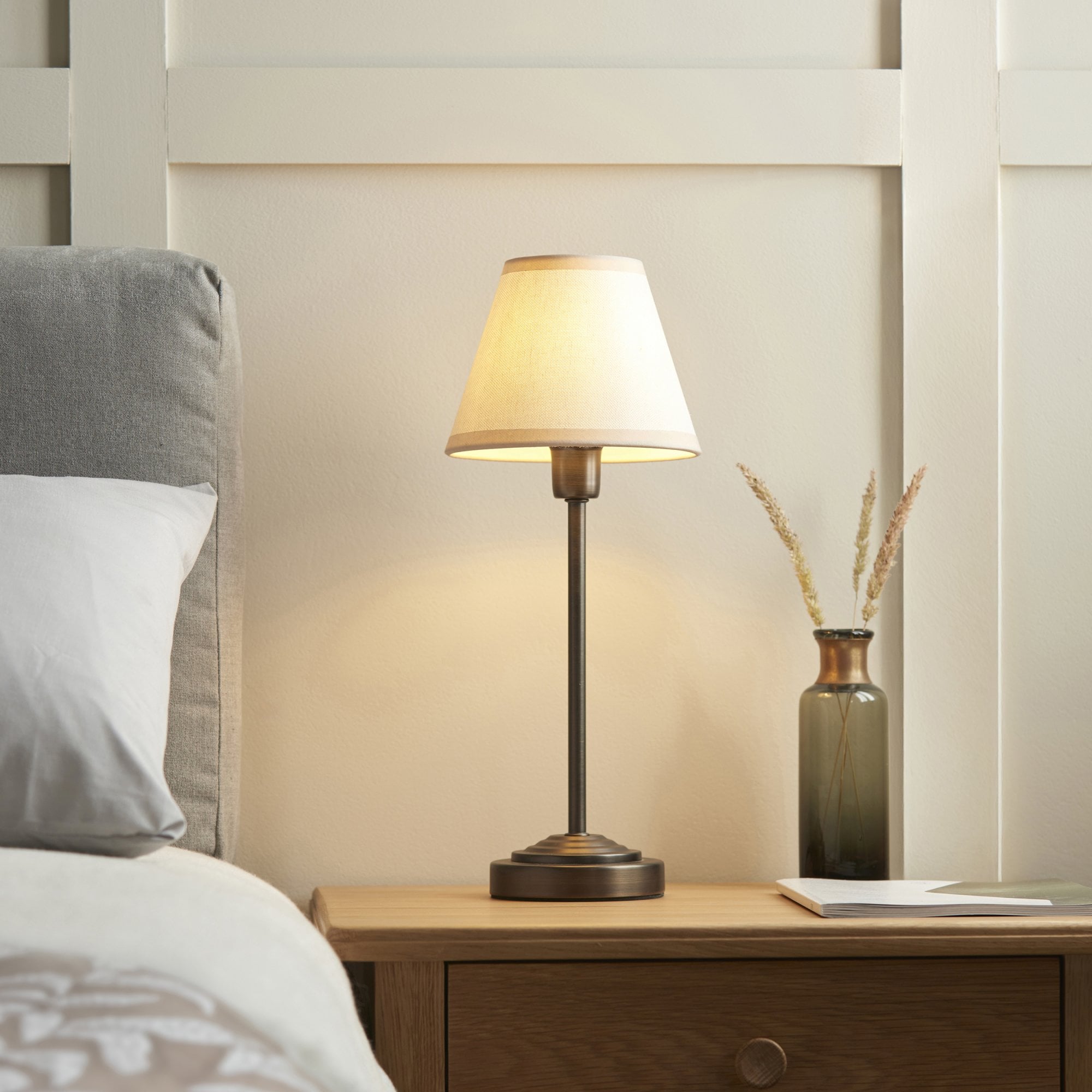 120938 Rise & Ivy 16cm Table Lamp Antique Bronze Plate & Vintage White Fabric
