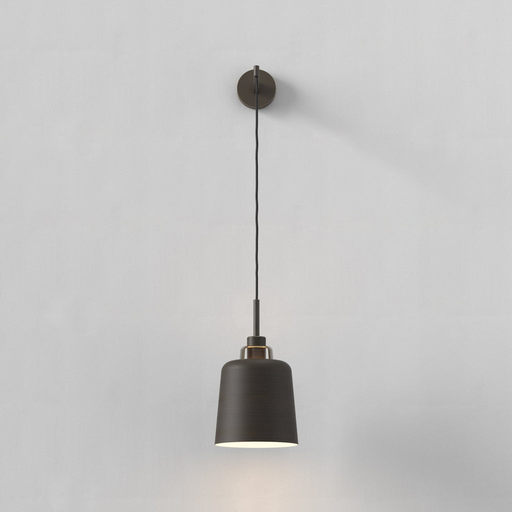 5051003 Camden 220 Shade Bronze