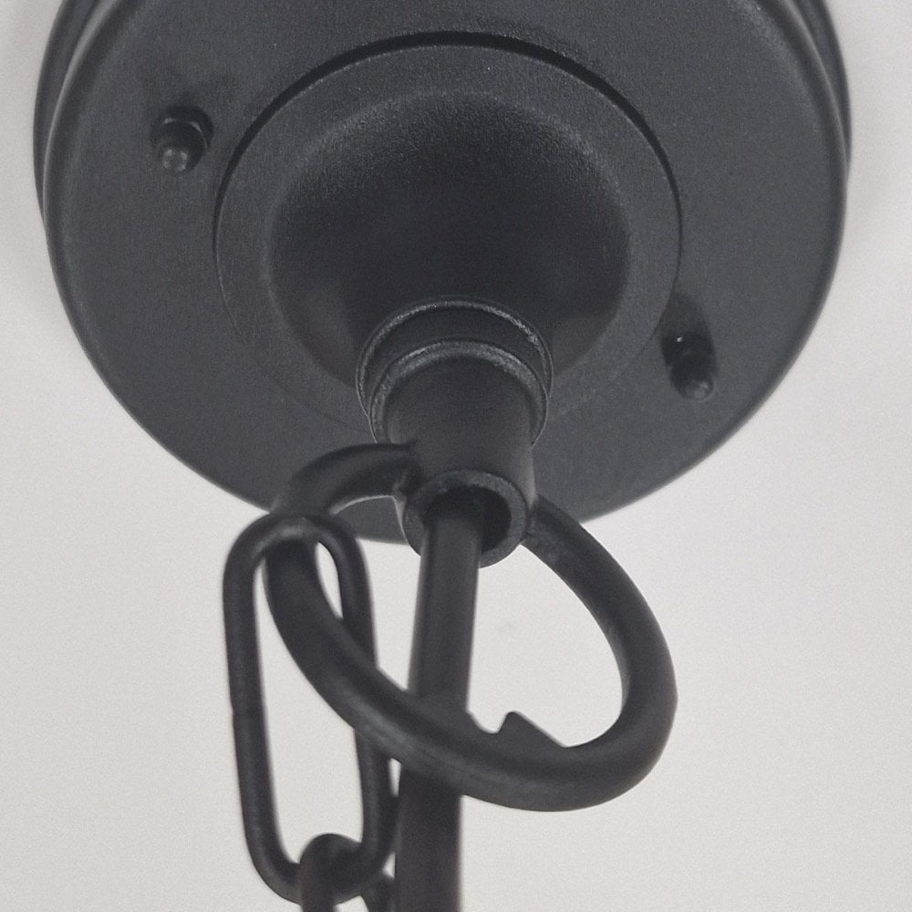 CP9-BLACK Chapel 1 Light Chain Lantern Black