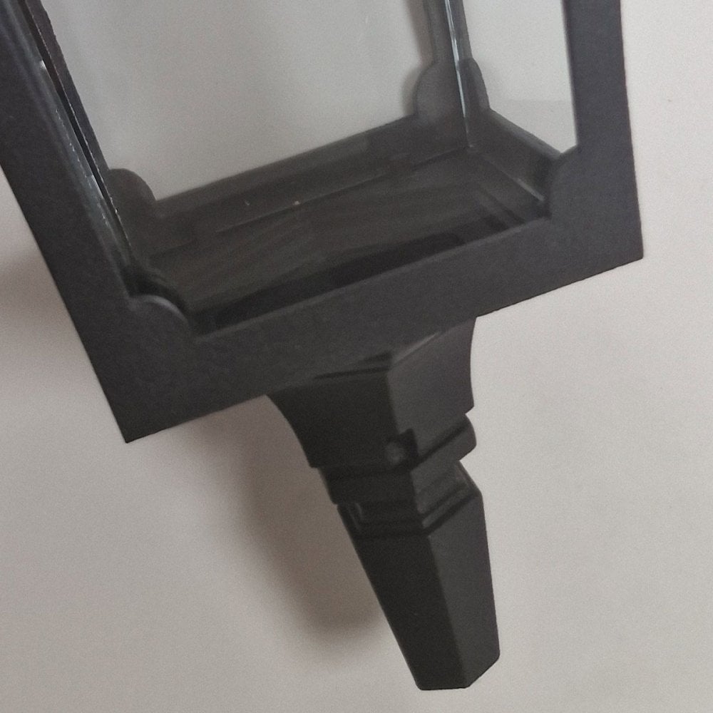 CPM9-BLACK Chapel 1 Light Mini Chain Lantern Black