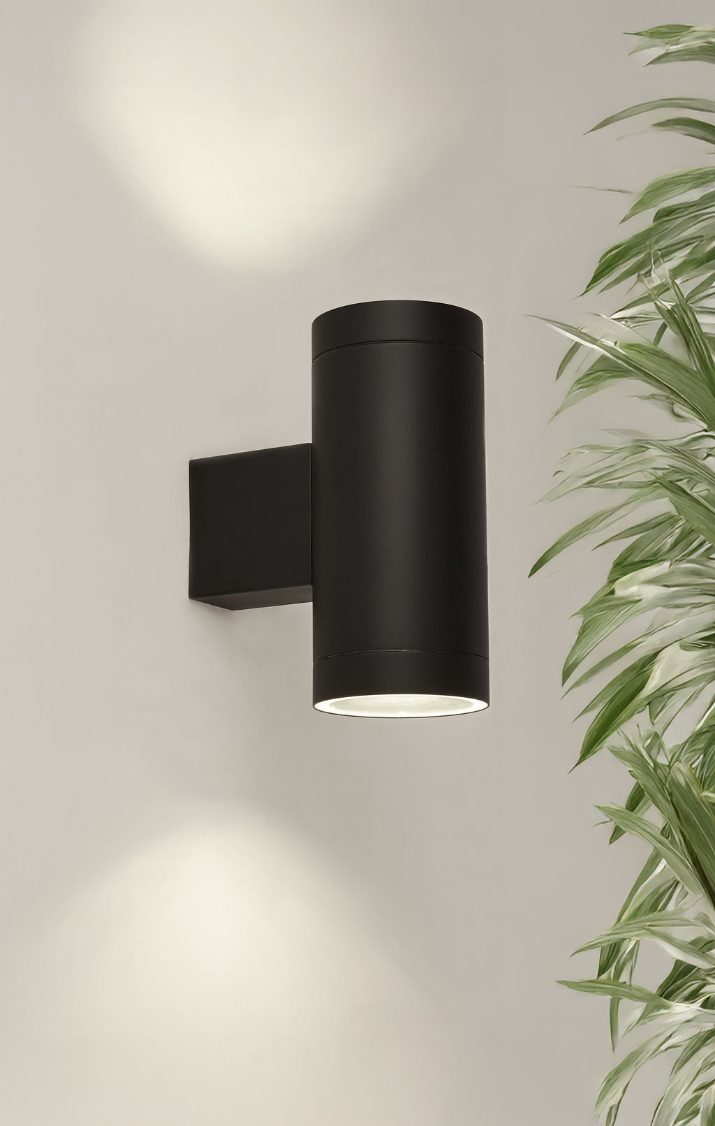 19082BK 2 Light Outdoor Up Down Light With Dusk Till Dawn Sensor Black (S)