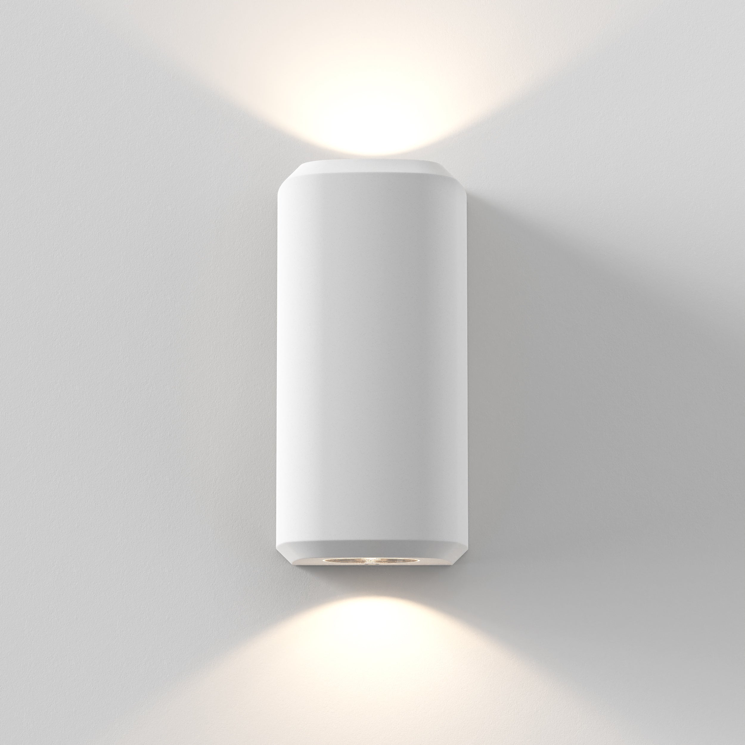 1513011 Brixham Outdoor Twin Wall Light White Concrete
