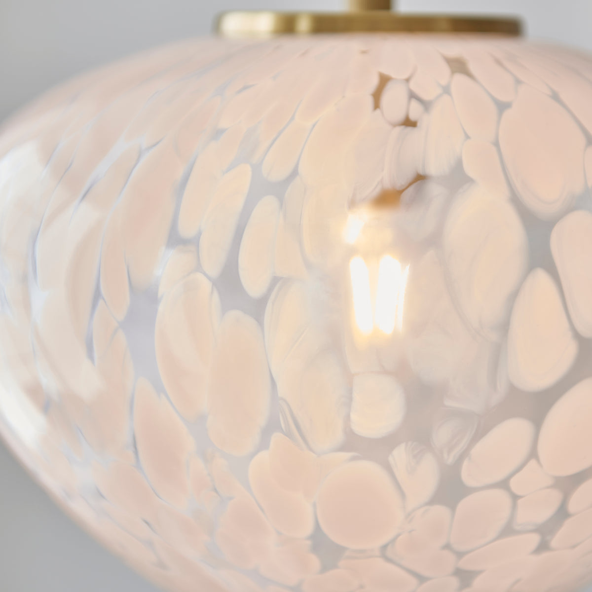 98815 Mali Pendant Brass White