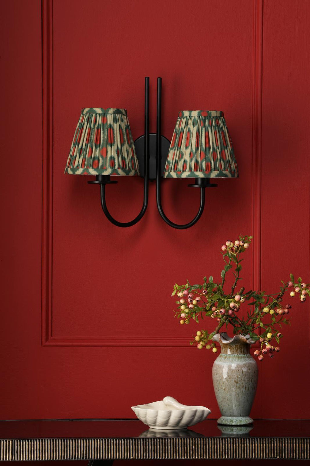 BEC0922-IKA2625 Becca 2 Light Wall Light Matt Black With Shade