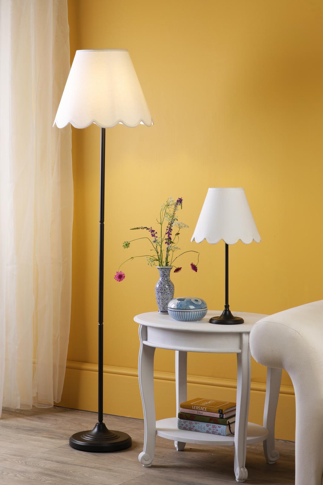 PAD4222-NER102 Padme Table Lamp Matt Black With Shade