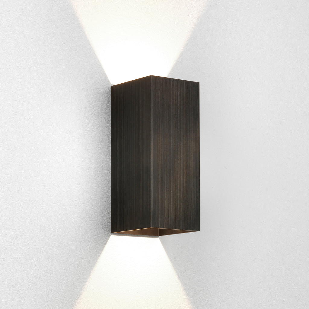 1398041 Kinzo 260 LED Wall Light Bronze (SD)