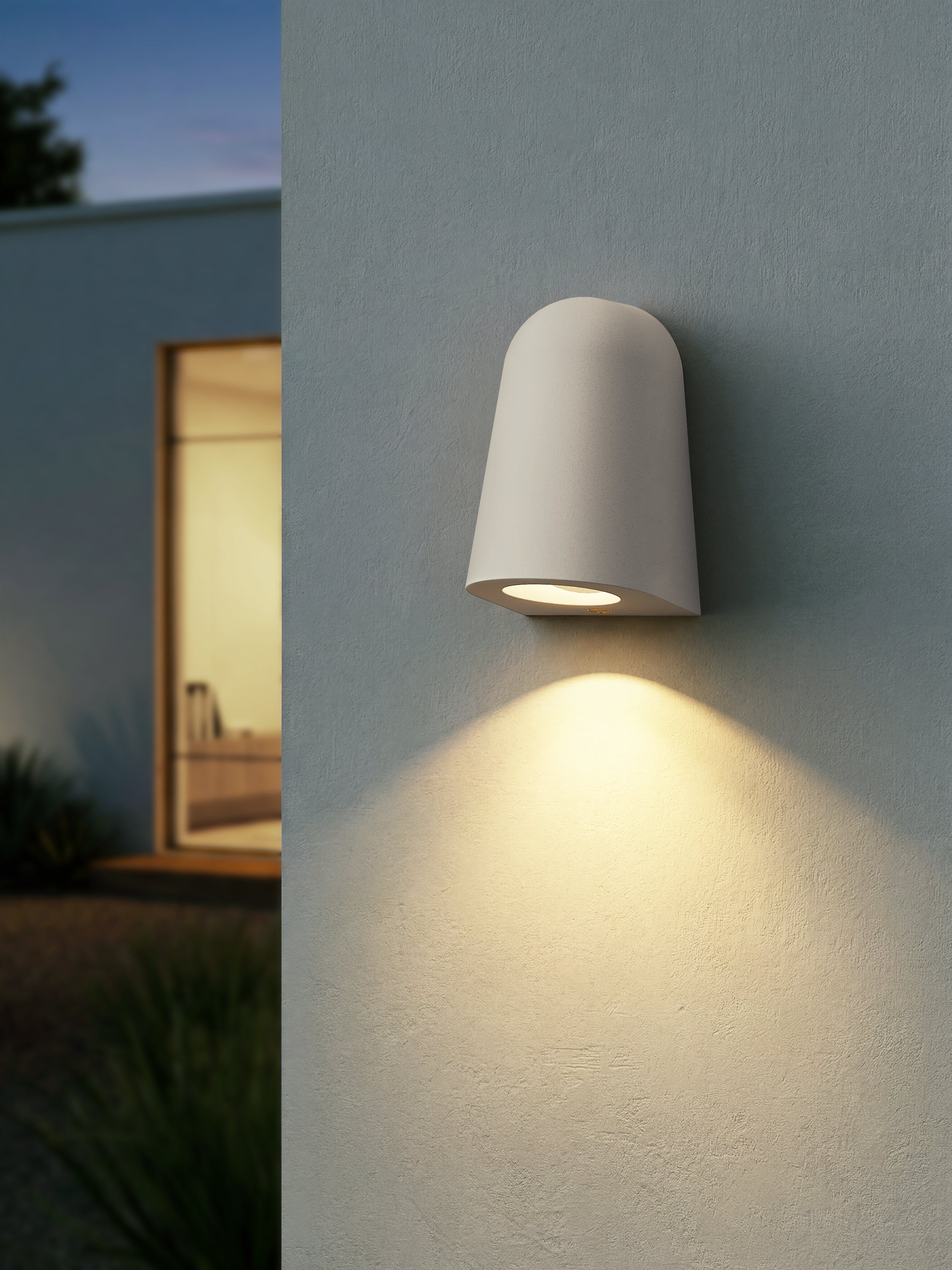 1317030 Mast Outdoor Wall Light White Concrete