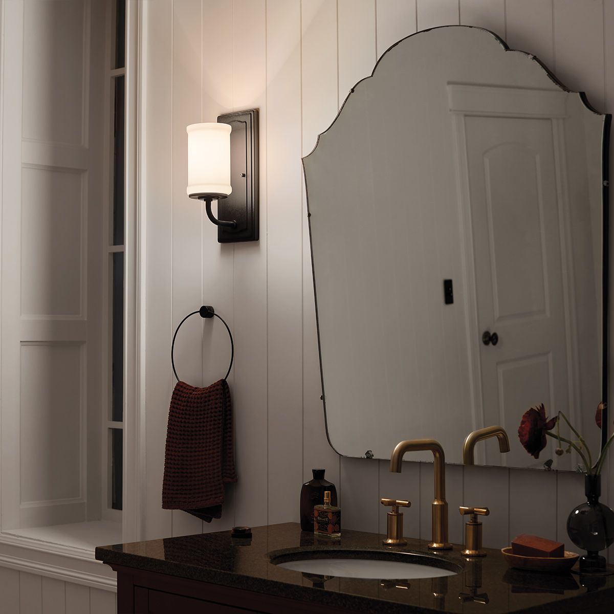 KL-VETIVENE1-BK Vetivene 1 Light  Bathroom Wall Light  Black
