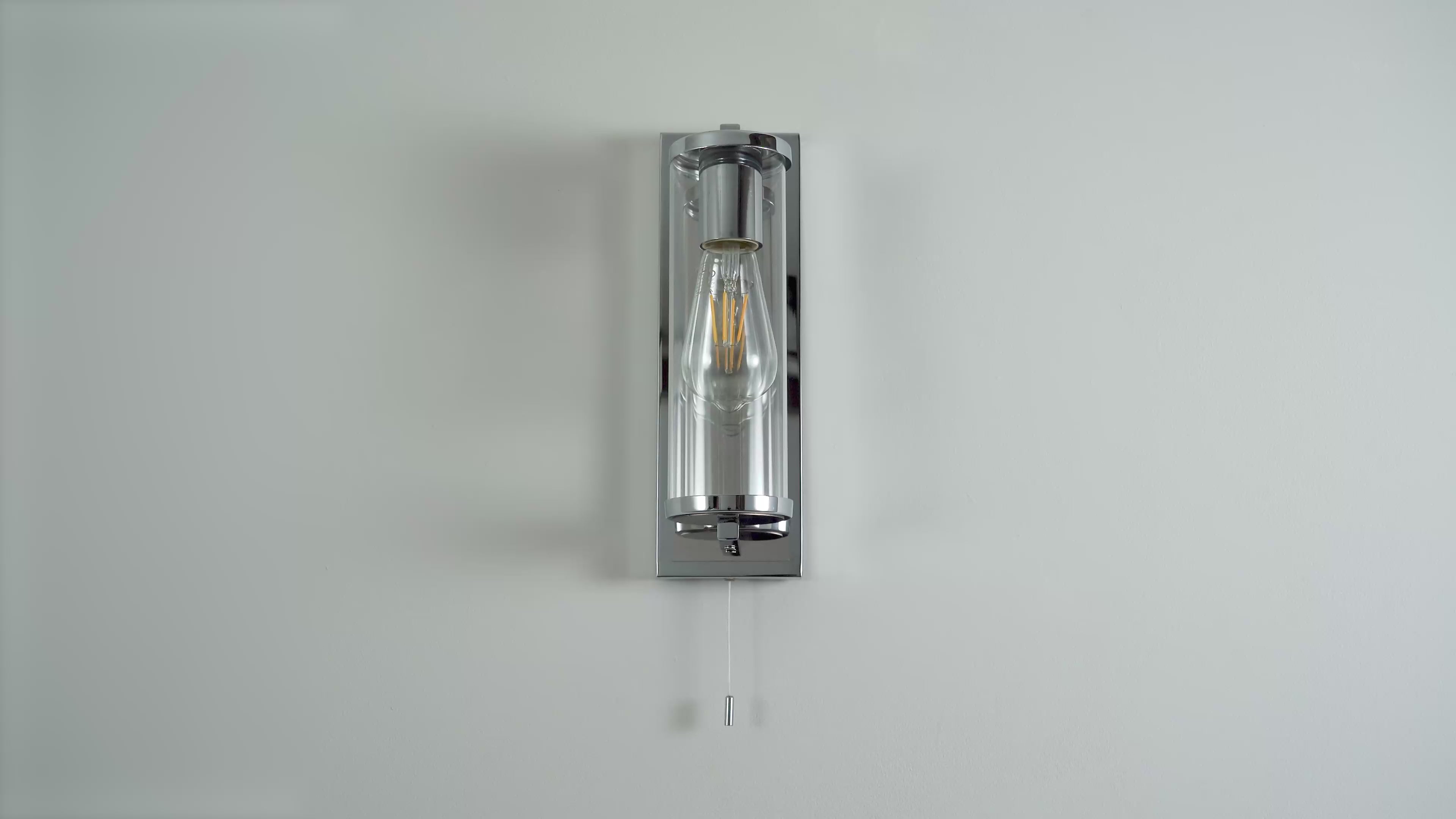 94074 Bathroom 1 Light Wall Light Chrome Plate & Clear Glass