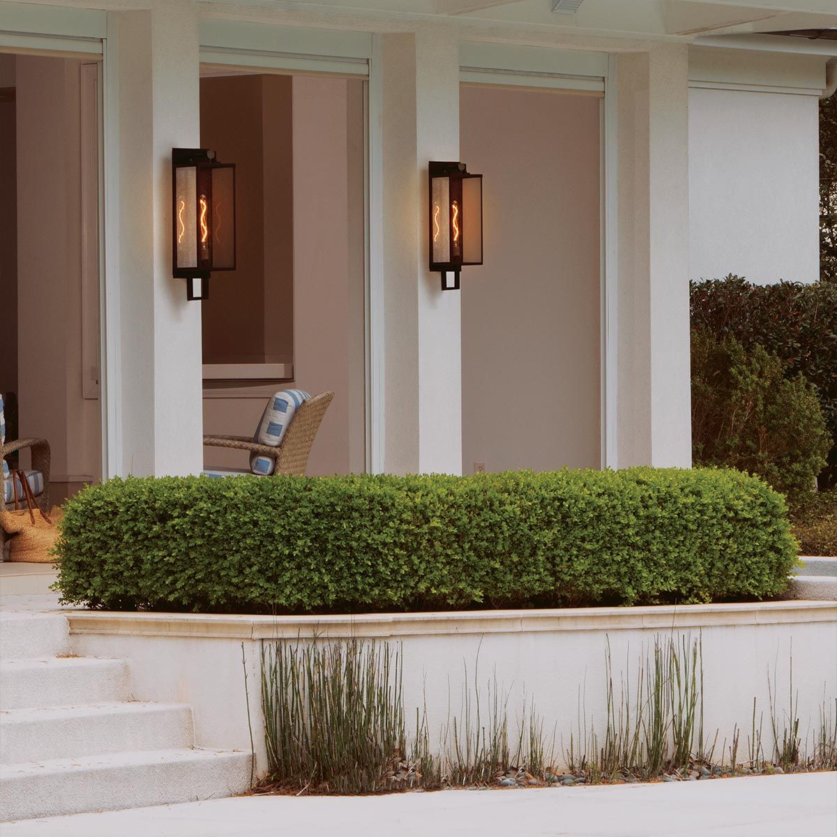 QN-CATALINA-L Catalina 1 Light Outdoor Large Wall Lantern Black with Burnished Bronze accents