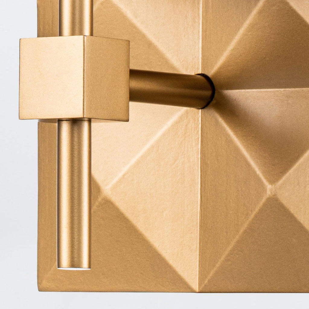 QN-DECO-1WB-AB-O Deco Bathroom 1 Light Wall Light Laquered Gold
