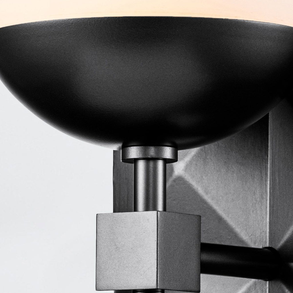 QN-DECO-1WB-BLK-O Deco 1 Bathroom Light Wall Light Black