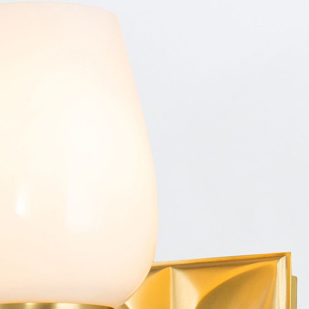 QN-EPSILON-1WB-AB-O Epsilon Bathroom 1 Light Wall Light Aged Brass