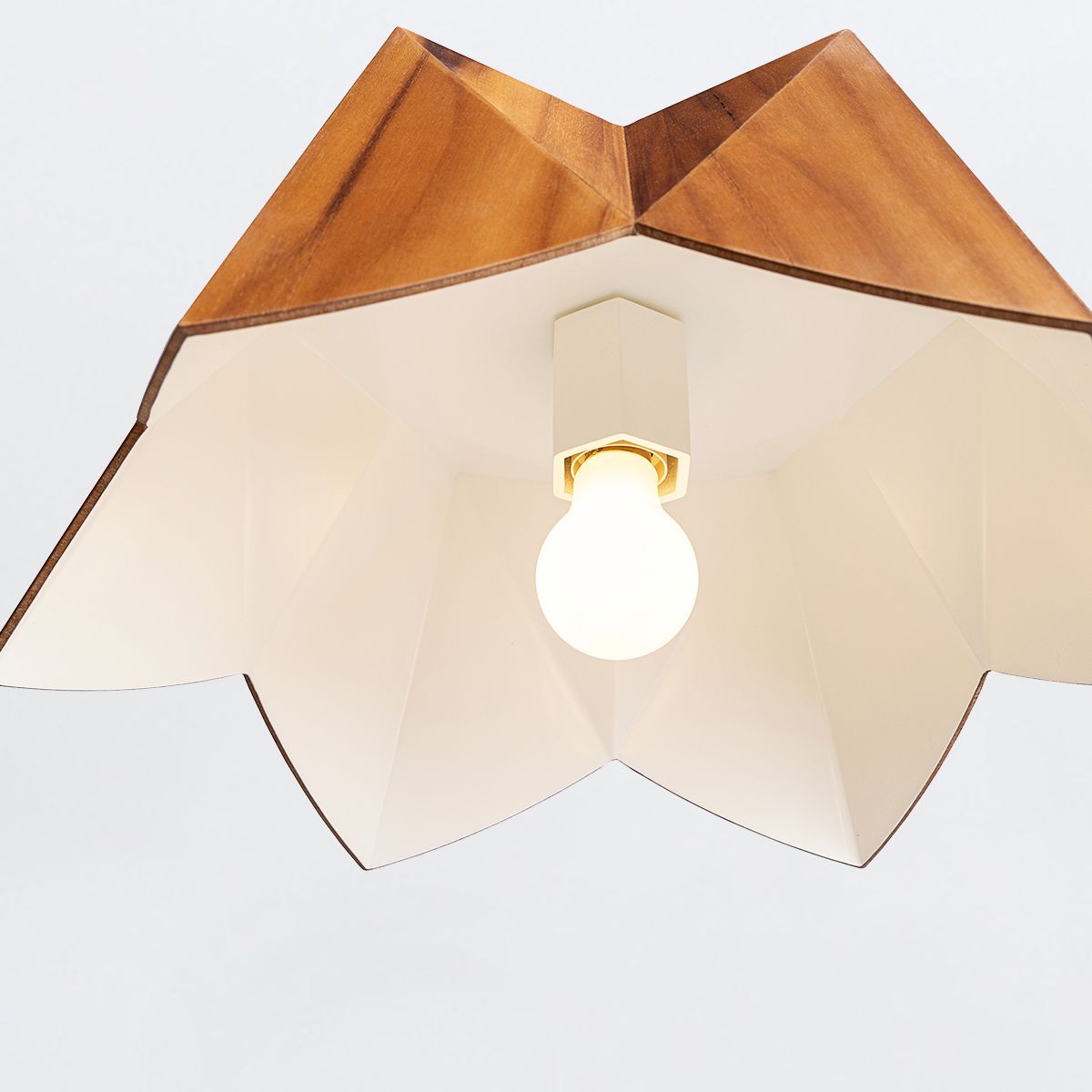 QN-PHYSALIS-P-M-TEAK Physalis Pendant Light Teak