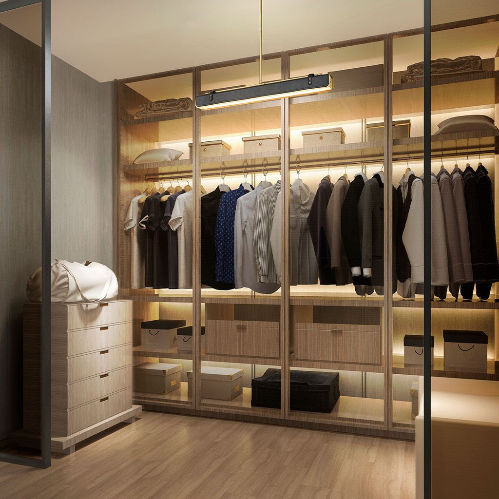 QN-VALISE-LP80-VBS-TL Valise LED Linear Pendant Vintage Brass/Tuxedo Leather