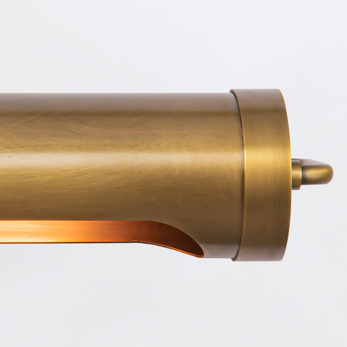 QN-WYNWOOD-PL-M-VBS Wynwood 2 Light Medium Picture Light Vintage Brass