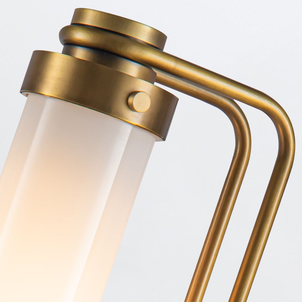 QN-WYNWOOD-TL-VBS Wynwood 1 Light Table Lamp Vintage Brass